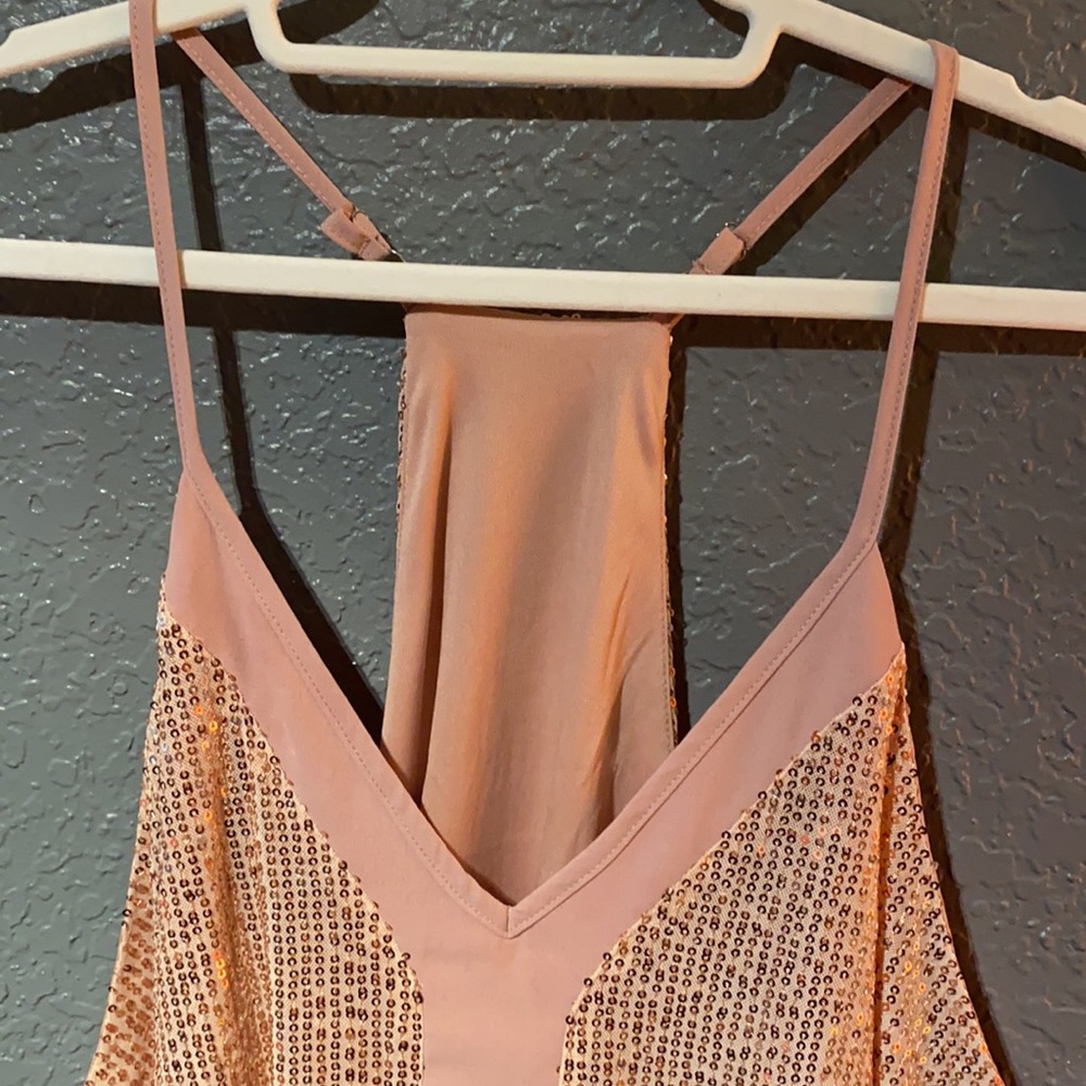 XXL SEXY, FUN sequined tank. TINY sequins 🔥🔥🔥